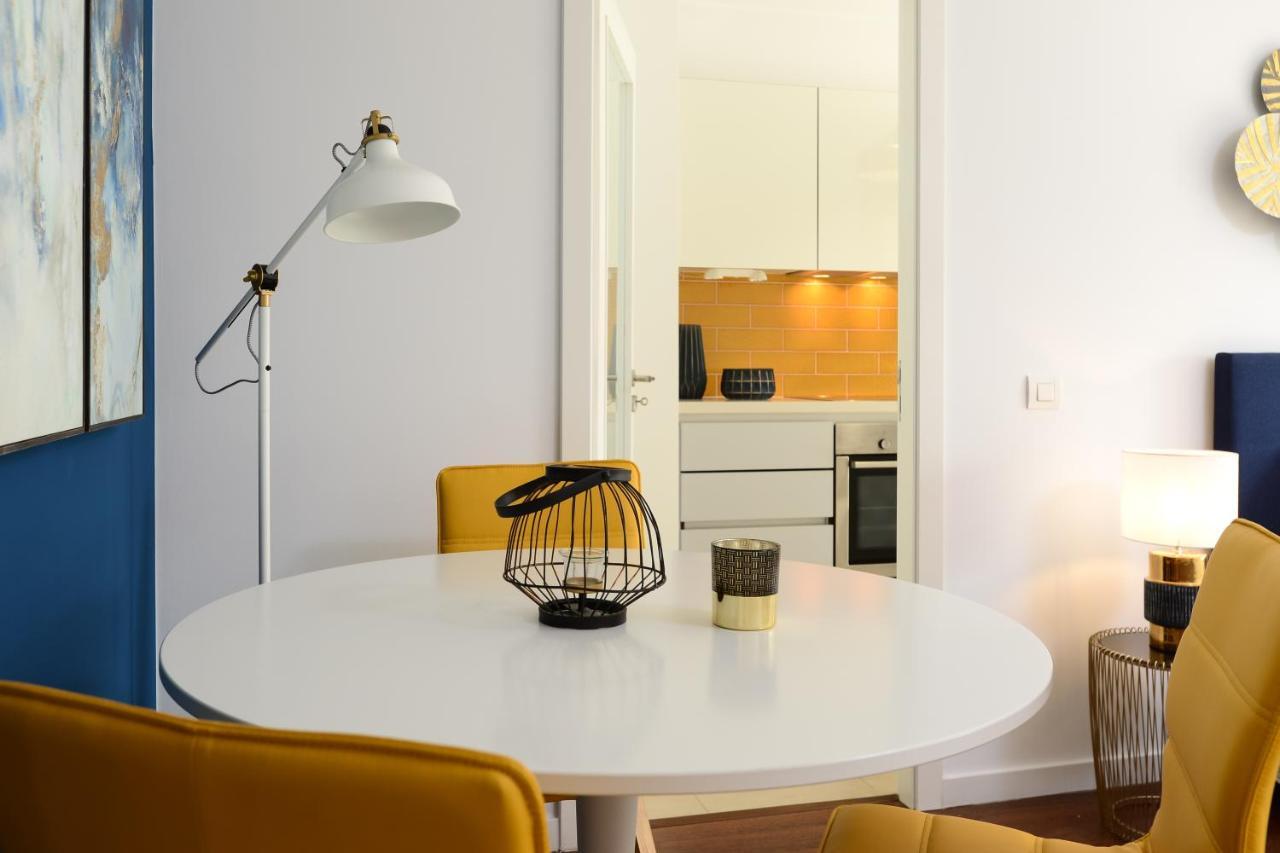 New Loft With Swimming Pool At Parque Nacoes! Apartamento